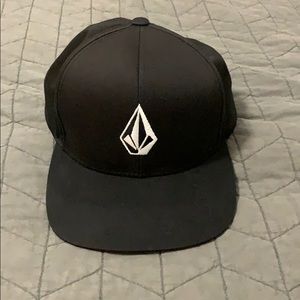 SnapBack VOLCOM hat